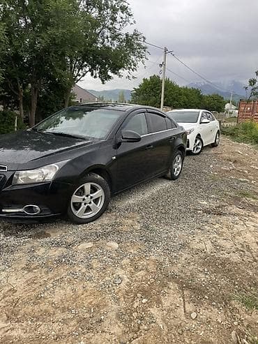 насадка для глушителя: Chevrolet Cruze: 2010 г., 1.8 л, Механика, Бензин, Седан — 2
