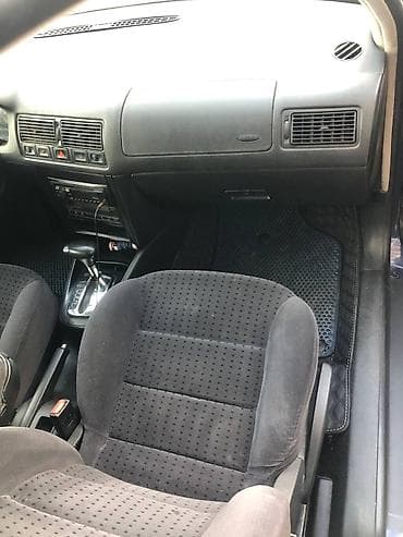голф трока: Volkswagen Golf: 2002 г., 1.8 л, Автомат, Хэтчбэк — 4