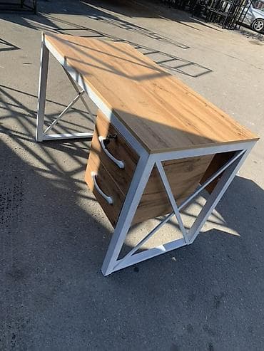 Офисные столы: Офисный стол, Новый, Нерегулируемый, цвет - Черный, Прямоугольный, ЛДСП, Самовывоз, Платная доставка — 8