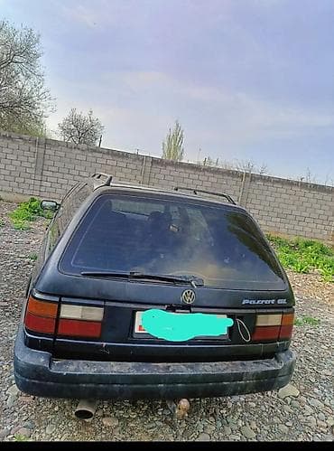 болушу: Volkswagen Passat: 1990 г., Универсал — 3