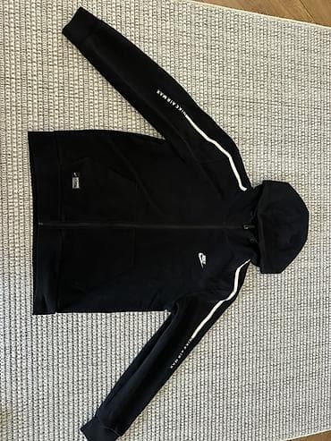 Свитера: Куртка‑худи Nike Air Max, черная. - Модель: спортивная верхняя кофта — 1