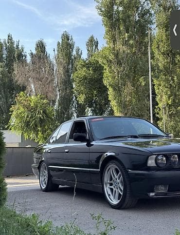 BMW 5 series: 1988 г., 3 л, Механика, Бензин, Седан — 2