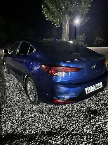Hyundai Elantra: 2018 г., 2 л, Автомат, Бензин, Седан — 3