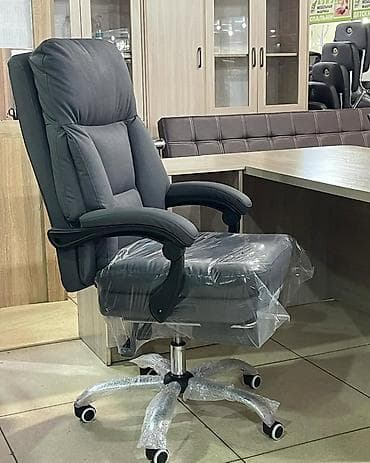 Тумбы и подставки: Офисное кресло, Новый, С колесиками, цвет - Черный, Экокожа, Самовывоз, Платная доставка — 3