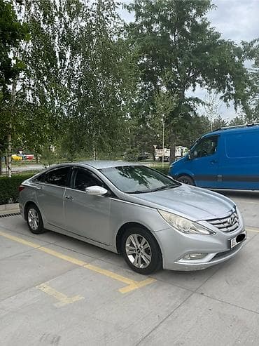 camry 2011: Hyundai Sonata: 2009 г., 2 л, Автомат, Газ, Седан — 1