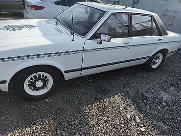 Продажа авто: Ford Granada: 1983 г., 2 л, Механика, Бензин, Седан — 4