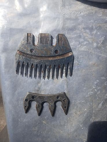 зарчасти: Ножи (гребёнка и верхний подвижный нож) для машинки стрижки овец/коз — 1