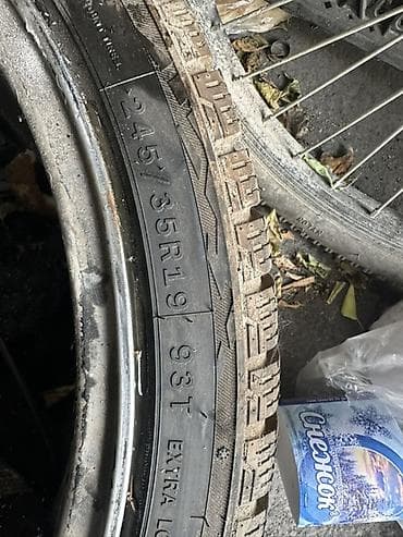 245/35 R19 93T 255/40 R19 100V Продаю шины с диском вместе 5 тыс 2 — 1