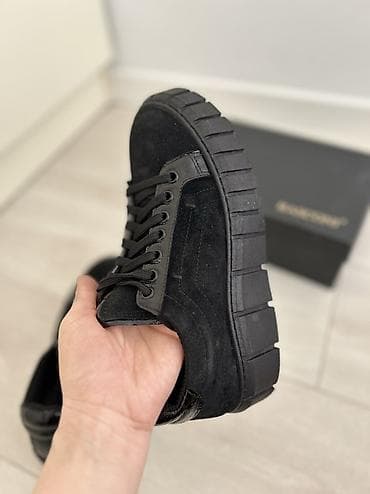 nerri kara: Черные замшевые ботинки-кеды. Размер 36-36,5…Очень стильные и удобные — 6