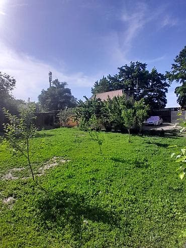 бала бакча: 🏡 Дом на продажу — 8,5 соток Продаётся уютный дом в тихом и спокойном — 4