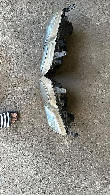 панель лексус: Алдыңкы фаралар комплектиси Lexus — 1