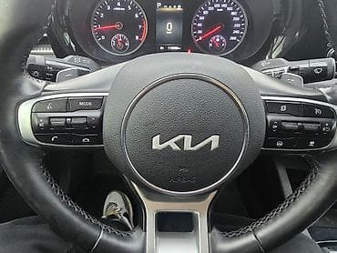 2026: Kia K5: 2021 г., 2 л, Газ — 5