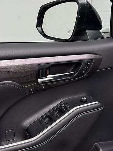 Toyota Highlander: 2020 г., 2.5 л, Гибрид, Кроссовер — 9