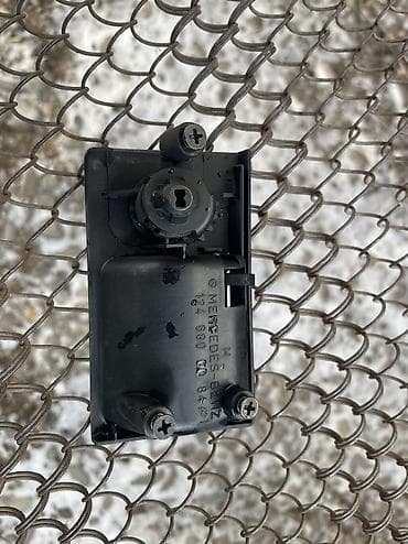 mr 2: Панель Мерседес 124, в нормальном состоянии 1500с дефлектор правый — 3