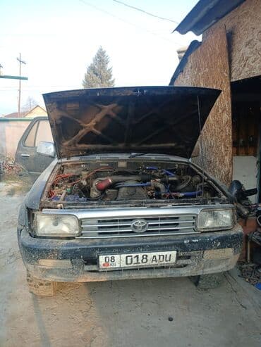 Toyota Hilux Surf: 1993 г., 2.5 л, Механика, Дизель, Внедорожник