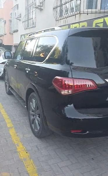 Продажа авто: Infiniti QX56: 2010 г., 5.6 л, Автомат, Газ, Внедорожник — 8