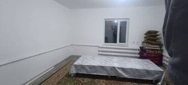 сдаю кв или дом: 30 м², 2 комнаты, Подвал, погреб, Забор, огорожен — 1