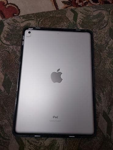 Планшеты: Планшет, Apple, память 64 ГБ, 9" - 10", Wi-Fi, Б/у, Классический цвет - Серый — 2