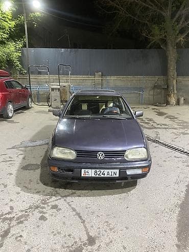 помпа гольф3: Volkswagen Golf: 1993 г., 1.8 л, Механика, Бензин, Хэтчбэк — 1