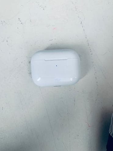 jbl go: Беспроводные наушники-вкладыши с зарядным кейсом - — 1