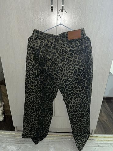 молодежная одежда: Джинсы, Прямые, Средняя талия, Стрейч, M, Стандарт — 2