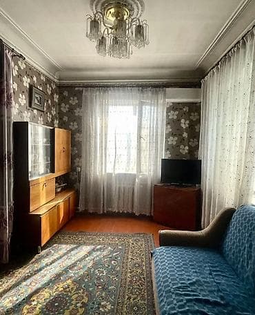 Дома: 🏢Продается дом 📍Кызыл Аскер Площадь участка: 4 сотки. Площадь дома — 8