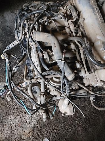 nokia 210: Бензиновый мотор Nissan 2 л, Б/у, Оригинал — 2