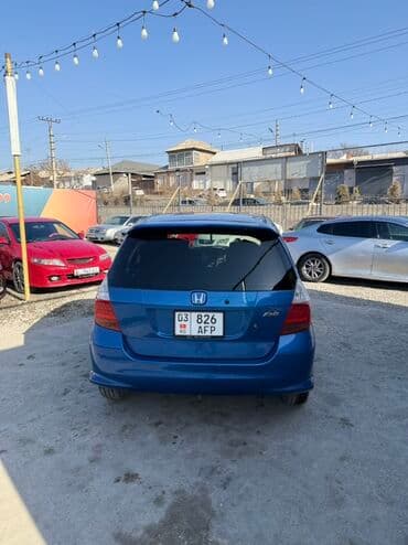 раф4 бишкек: Honda Fit: 2003 г., 1.5 л, Вариатор, Бензин, Хетчбек — 5