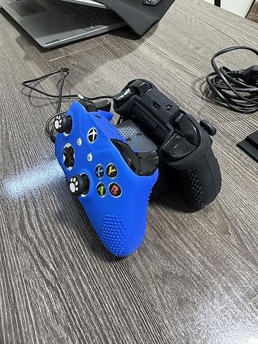 меняю варианты: Xbox one x идеальное состояние, Без проводная зарядка Все работает — 2