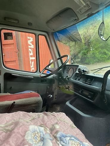 рекс пасажир: Длиннобазный фургон/микроавтобус (белый) с высоким крышей. Основные — 6