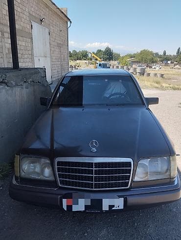 бампер w211: Mercedes-Benz W124: 1994 г., 2.2 л, Механика, Бензин, Седан — 1