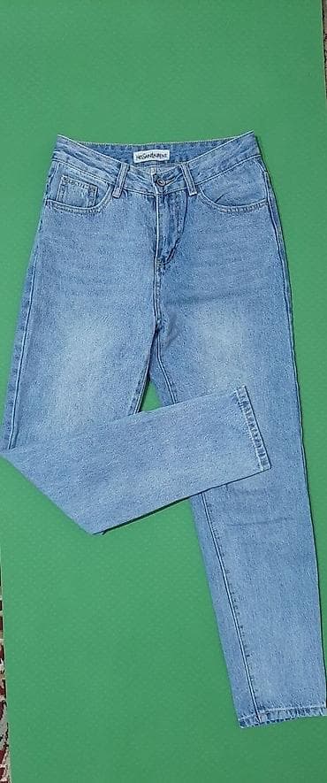 джинсы 28: Джинсы 
Состояние хорошее,носила раза 3
Размер 28 — 1