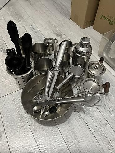 прием бутылок: Набор для бара и кухни: сиропы, кофе и аксессуары - Большая коллекция — 5