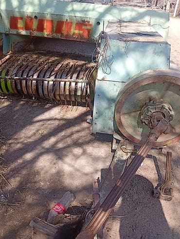 свет: Тюкопресс CLAAS Markant 50 - Тип: прицепной пресс-подборщик для — 1