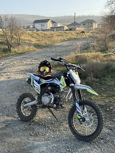 Питбайк Zuumav K3 150Y 150cm3 17/14 Пробег на данный момент 35