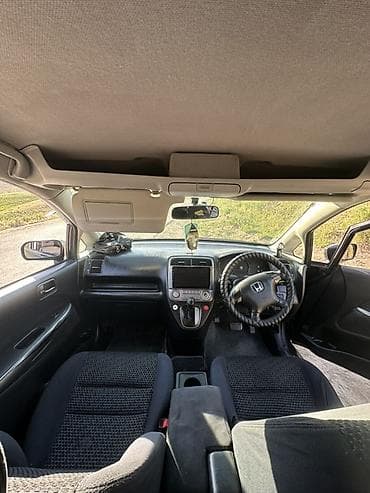 Продажа авто: Honda Stream: 2003 г., 1.7 л, Автомат, Бензин, Универсал — 3