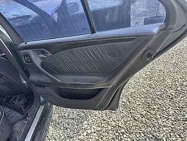 молдинг матиз: Mercedes-Benz E-Class W210 E240 седан, разбор по запчастям 210 — 8