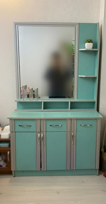 прикроватные тумбочки для спальни интернет магазин: Срочно продаю комод, в отличном состоянии. Размеры: ширина 100см — 1