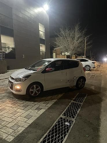 камир 70: Chevrolet Spark: 2016 г., 0.1 л, Автомат, Бензин, Хэтчбэк — 3