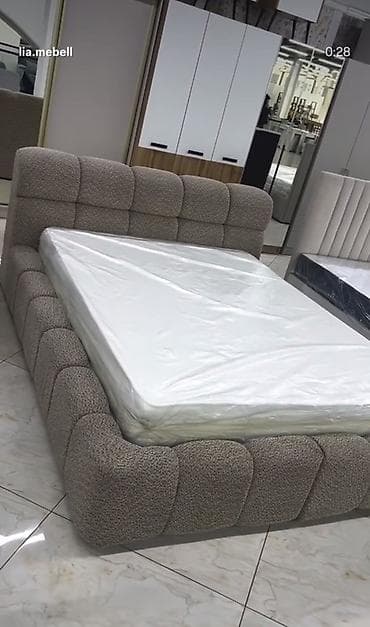 Дом и сад: Мягкая кровать с объемным стёганым изголовьем и низким мягким царговым — 2