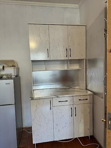 кухонный буфет фото: Буфет, Без мойки, ЛДСП — 2