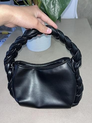 hoco watch: Сумка-хобо женская, черная. - Материал: гладкая экокожа. - Форма — 3