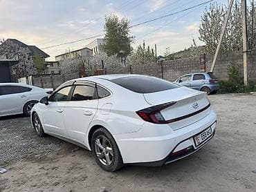 kia seed: Hyundai Sonata: 2019 г., 2 л, Бензин, Лифтбек — 3