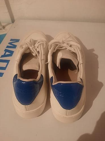 широкие джинсы мужские бишкек: Мужские кроссовки, 40.5, Reebok, Б/у, цвет - Белый, Самовывоз — 3