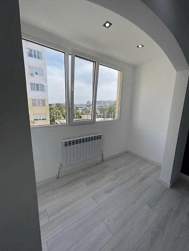 квартира с подслением: 1 комната, 44 м², 106 серия улучшенная, 5 этаж, Евроремонт — 5