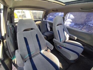 версо авенсис: Toyota Previa: 1993 г., 2.4 л, Автомат, Бензин, Минивэн — 7