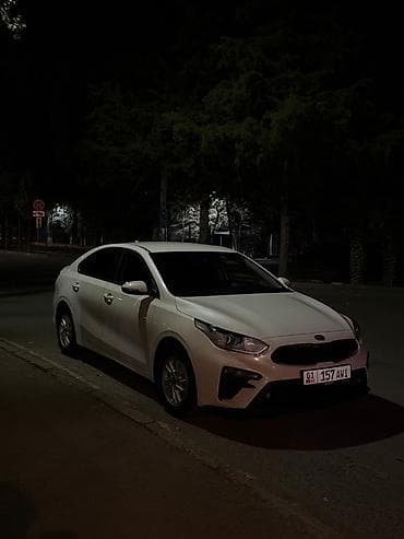 Kia Cerato: 2020 г., 1.6 л, Автомат, Бензин, Седан