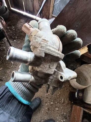 навеска: Крышка багажника Honda — 10