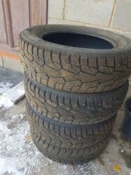 купить футбольные бутсы: Продам резины r15 185(шипы)
состояние отличное 
цена 10тыс за комплект — 2