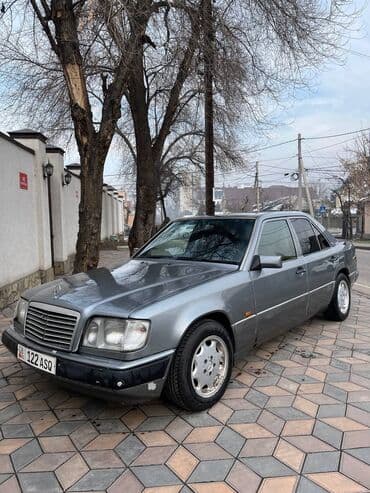 авто венто: Volkswagen Vento: 1992 г., 2.3 л, Механика, Бензин, Седан — 6